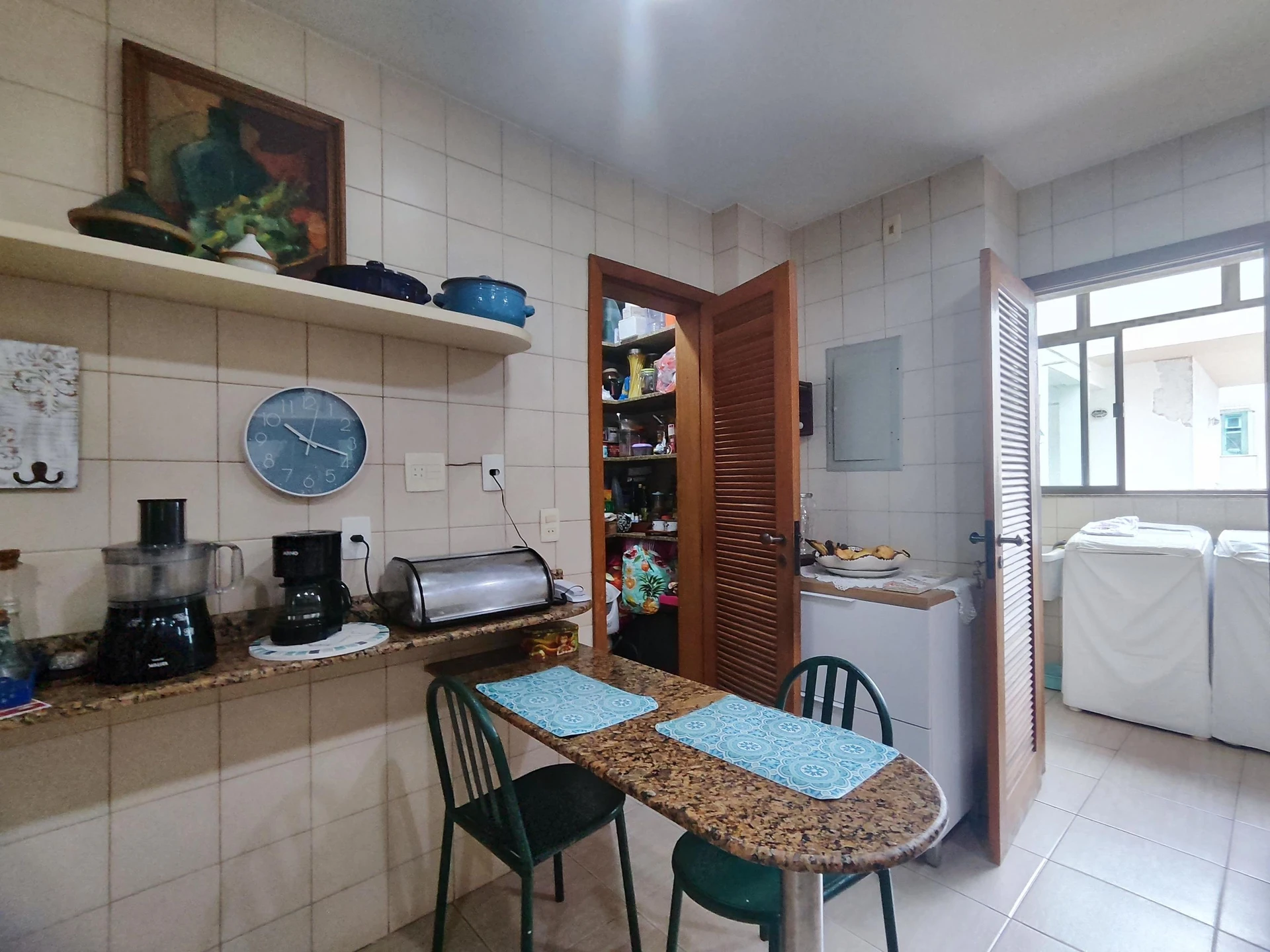 Apartamento amueblado de 5 dormitorios y jardín privado — photo 25