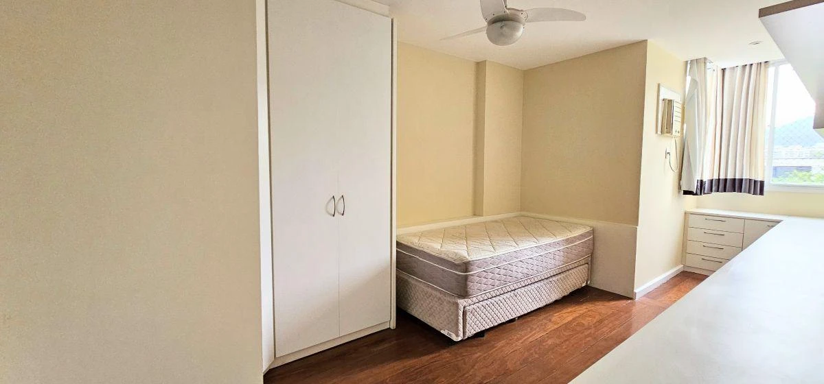 197 m² furnished apartment with 3 bedrooms and 2 parking spaces — photo 29