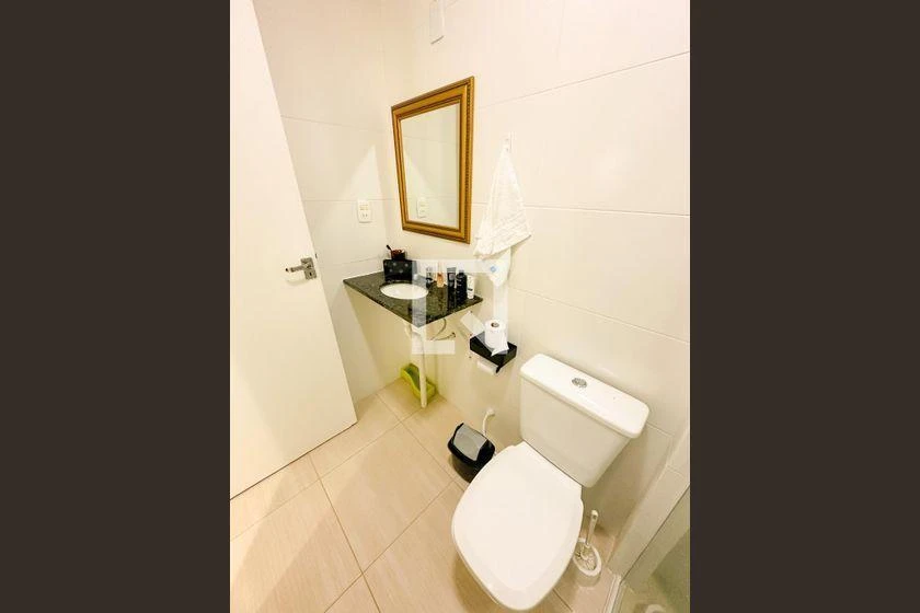 Apartamento mobiliado com 94 m² e cozinha com fogão a gás — photo 4