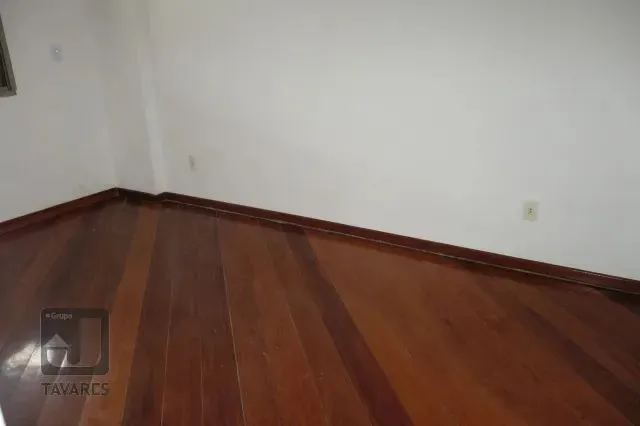 Apartamento de 2 quartos com cozinha independente e varanda — photo 17