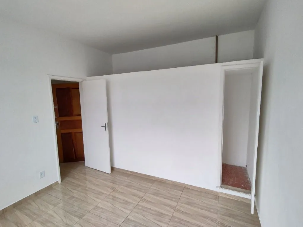 Квартира 80 м² із заскленим балконом та видом на гори — photo 22