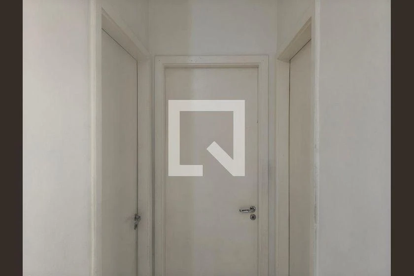 2-bedroom apartment in a building with a gym — photo 33