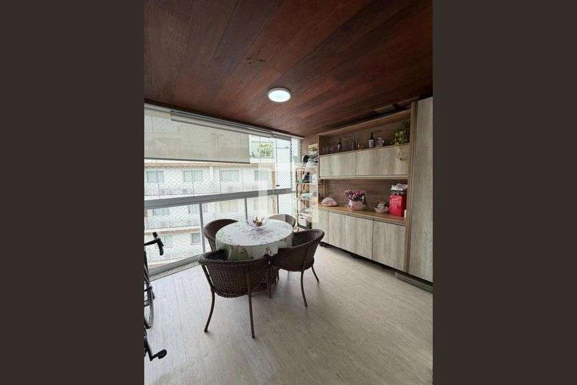 Furnished 3-bedroom apartment with 150 m² — photo 7