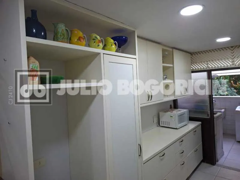 Apartment with a closed kitchen, 4 bedrooms and 4 parking — photo 2