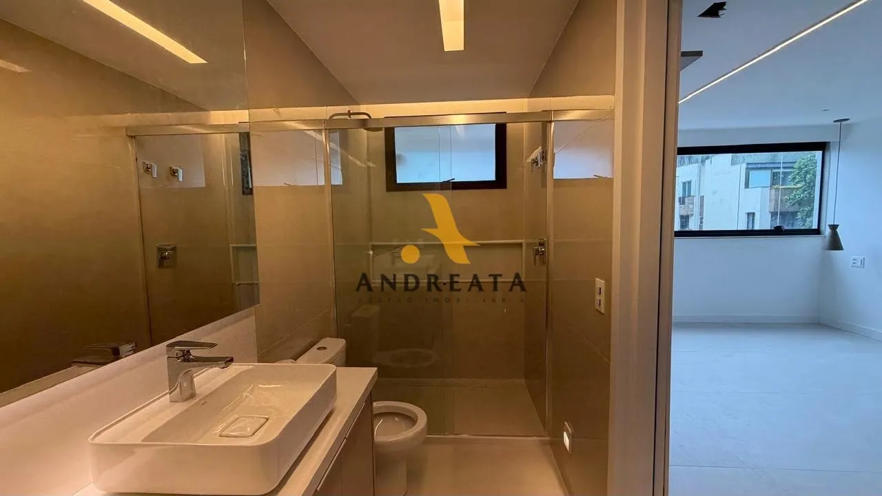 Apartment on the 2nd floor with a water view — photo 30