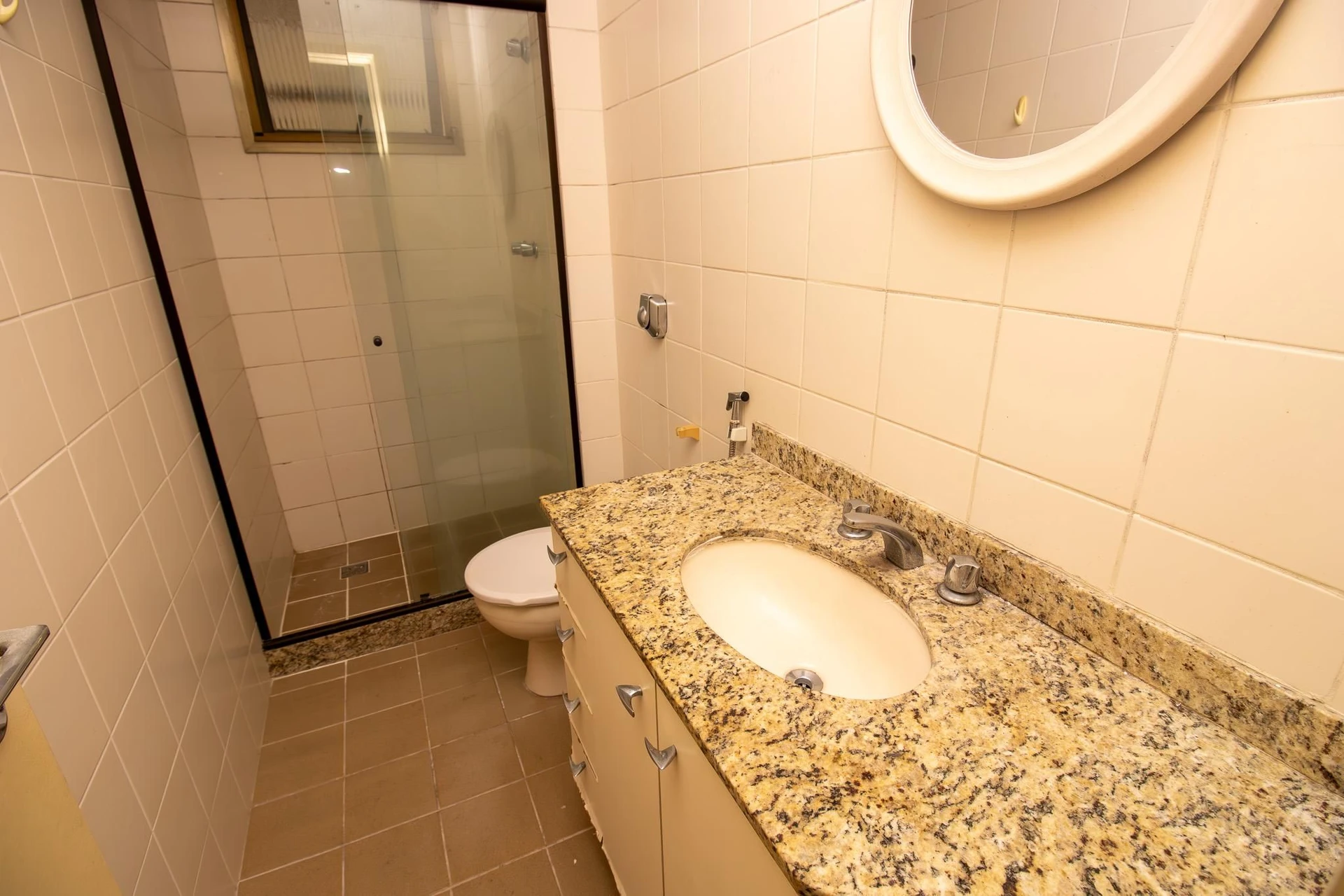 3-bedroom apartment, 1 with its own bathroom, 100 m² — photo 23