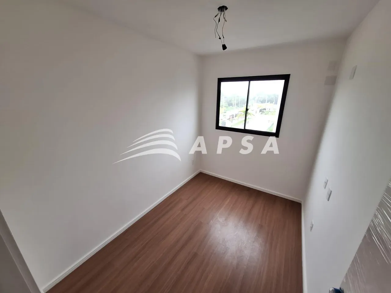 Apartamento sem mobília com 2 quartos e varanda — photo 16