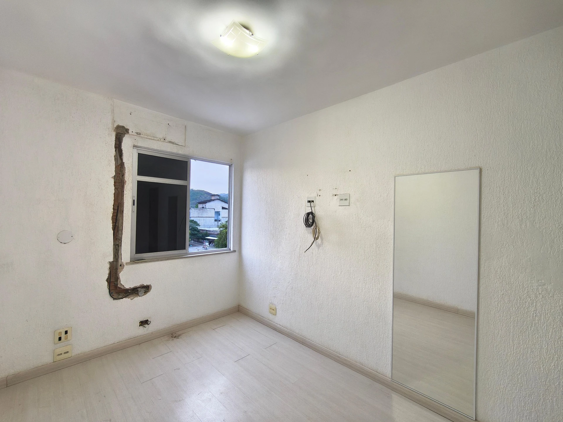 Mountain view in a 2-bedroom apartment, 60 m² — photo 37