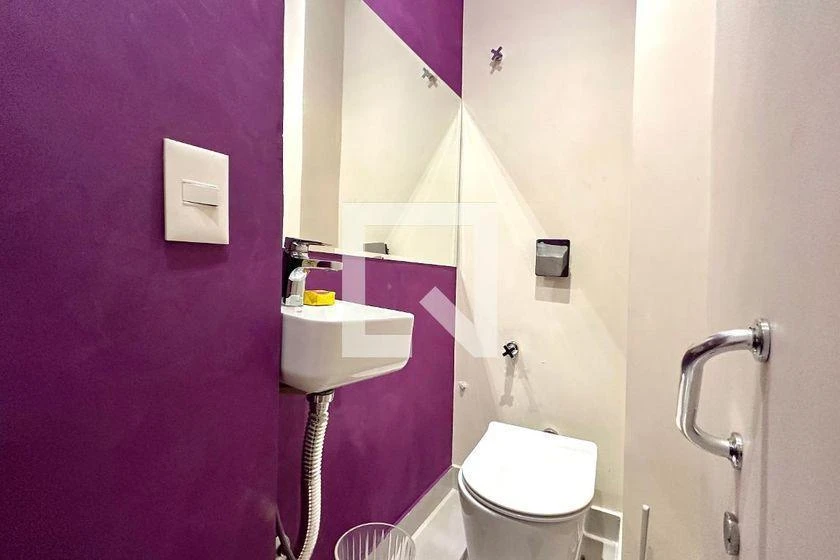 Furnished 220 m² apartment with 4 bedrooms and a suite — photo 28