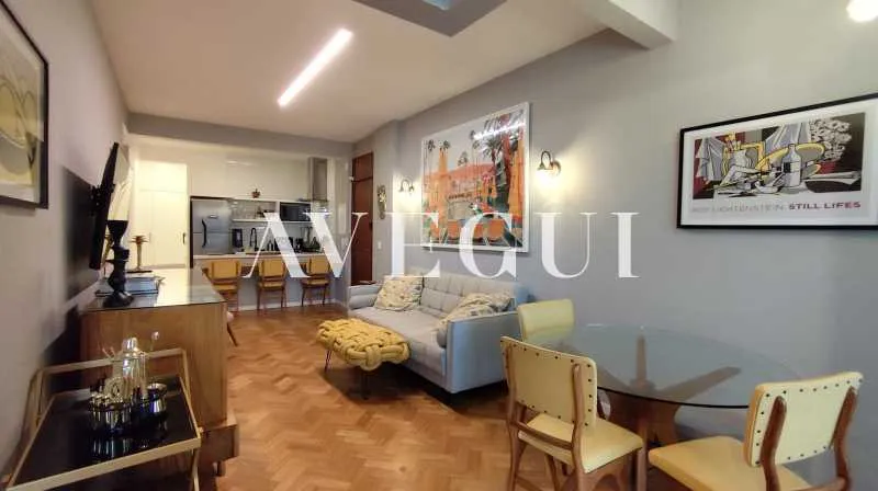 Apartamento mobiliado com 2 quartos e varanda de vidro — photo 17