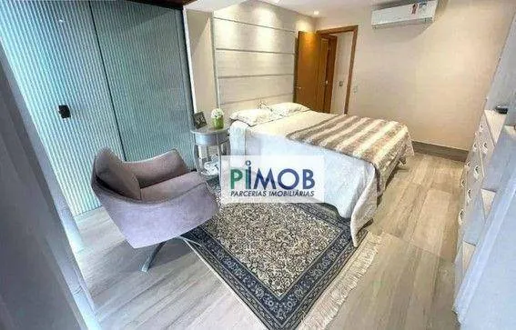 Apartamento mobiliado de 4 quartos com 5 banheiros e 157 m² — photo 22