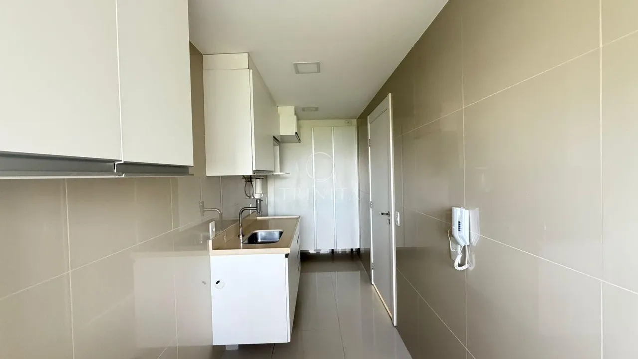 Rental apartment with 2 bedrooms and a balcony — photo 9