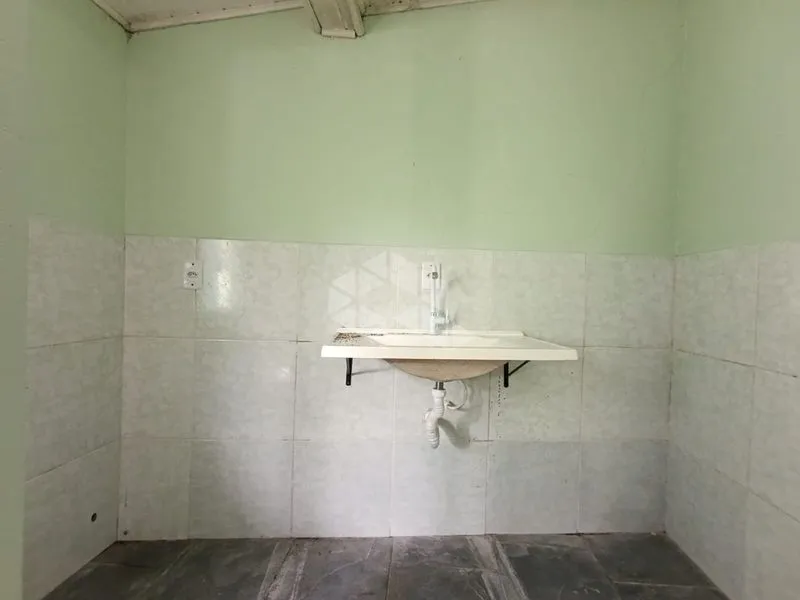 35 m² apartment with 1 bedroom and glass shower — photo 4