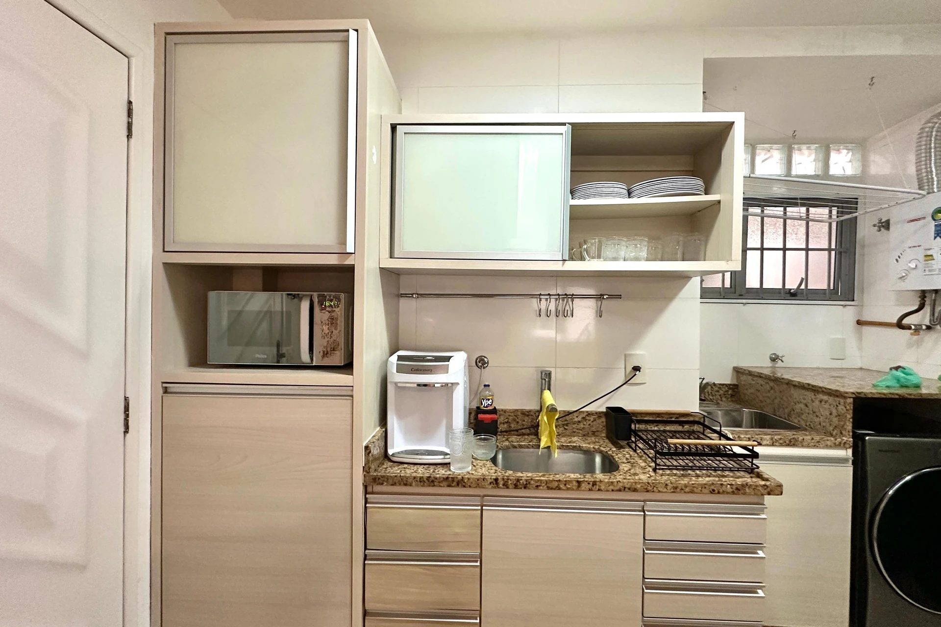 Furnished 2-bedroom apartment with integrated kitchen — photo 6