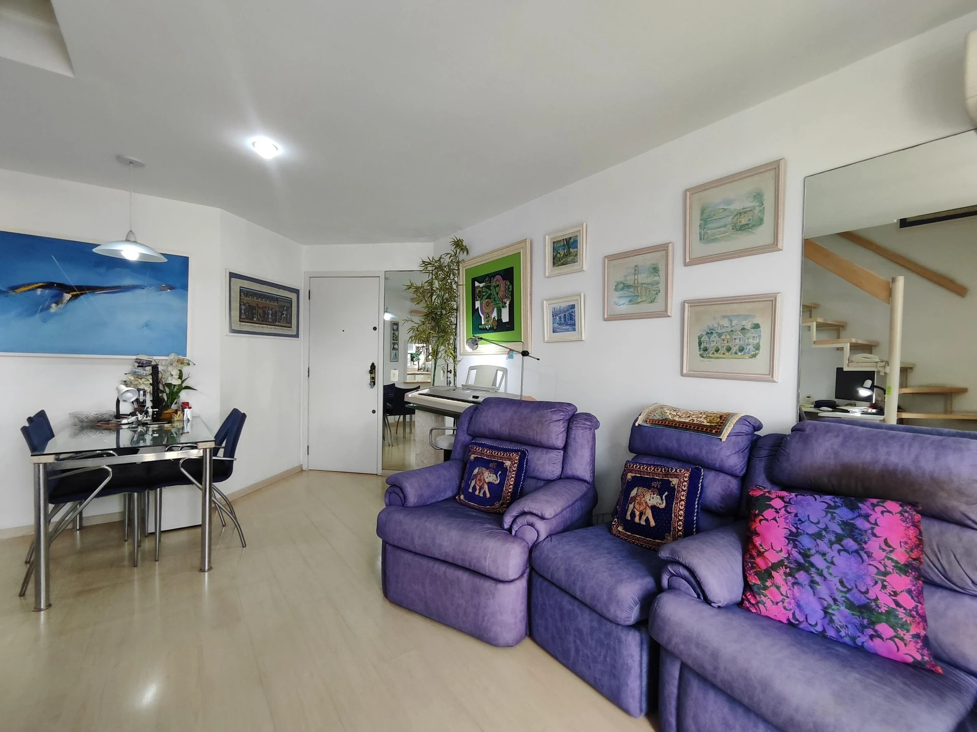 Apartamento mobiliado com 2 quartos em suíte e varanda — photo 24