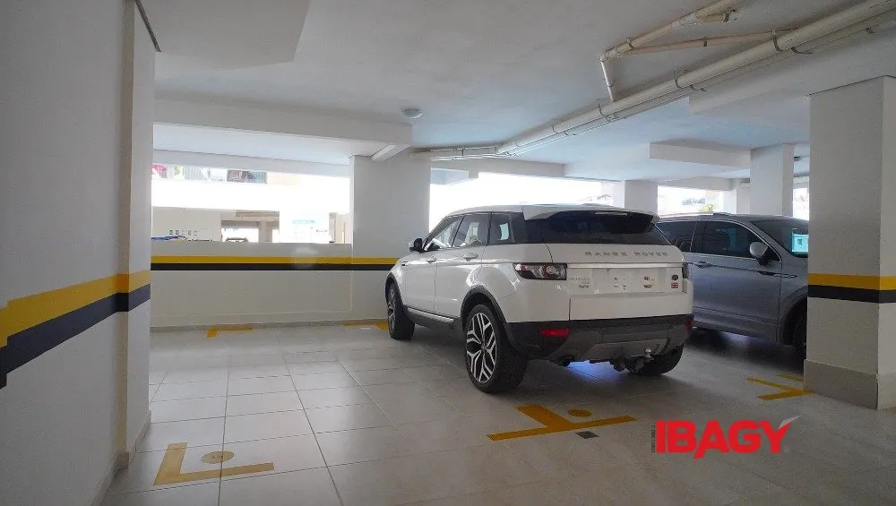 Penthouse amueblado con 3 dormitorios y 360 m² — photo 19