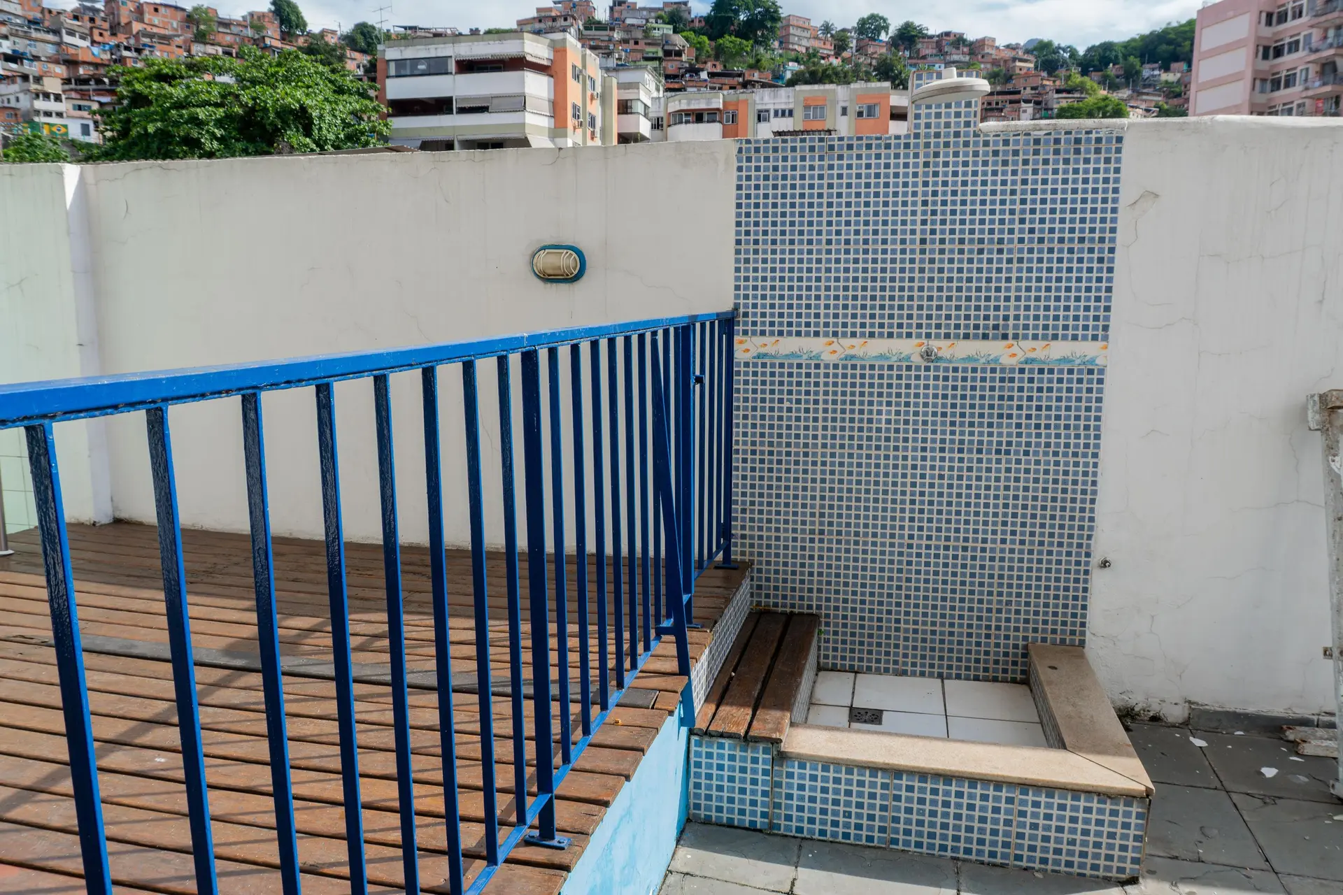 Washing machine in a 3-bedroom apartment, 90 m² — photo 7