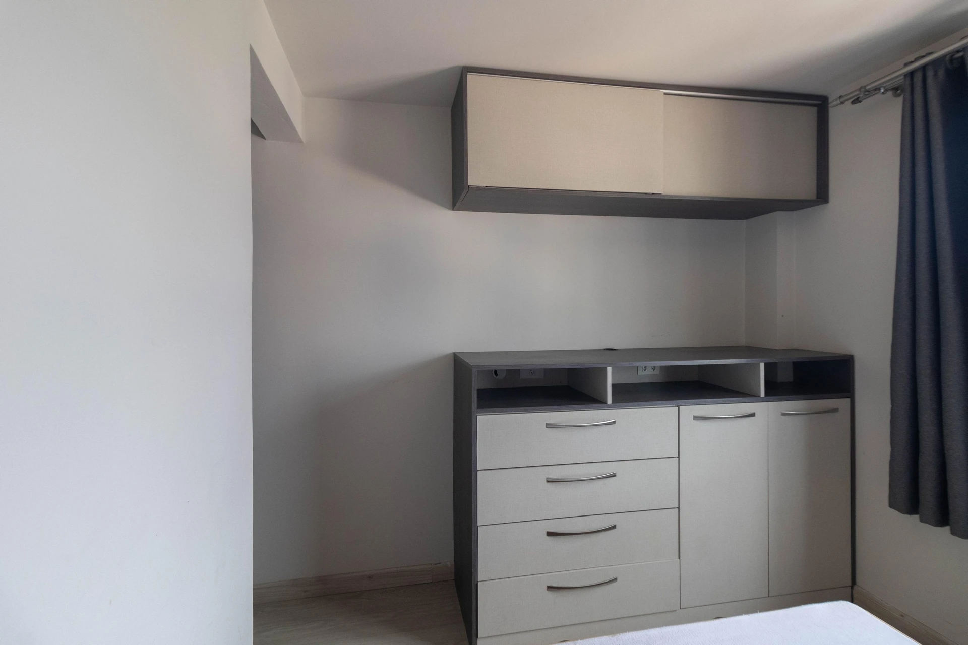 One-bedroom apartment with a washing machine in Curitiba — photo 9