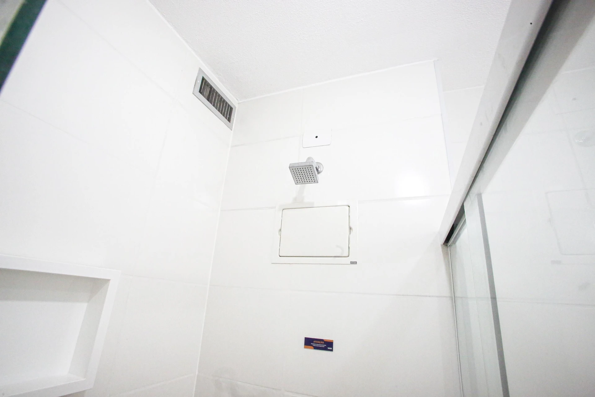 Вид на гори та 1 спальня: квартира 37 м² — photo 8