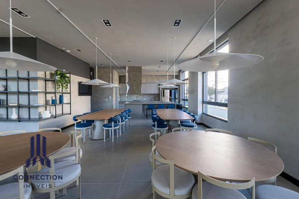 Floor-to-ceiling windows in a 2-bedroom apartment, 83 m² — photo 48