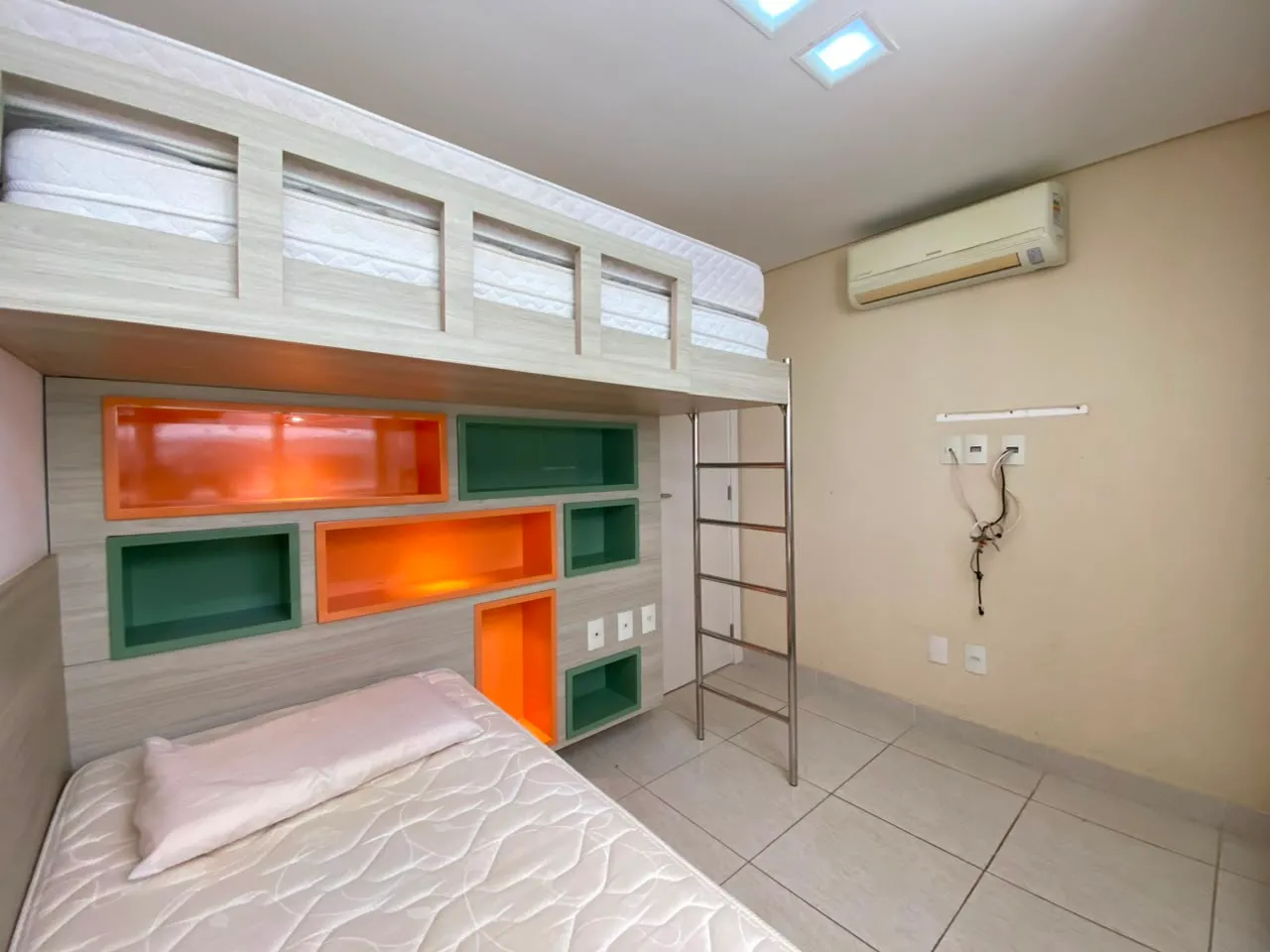 Квартира 65 м²: 2 спальни, прачечная зона — photo 11