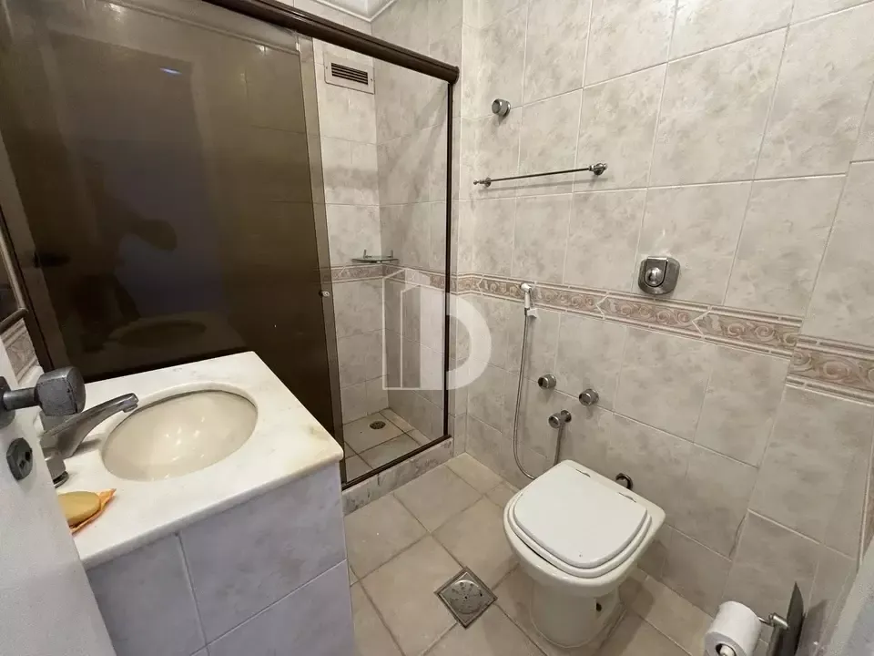 Вид на воду и 4 спальни: квартира 124 м² — photo 27