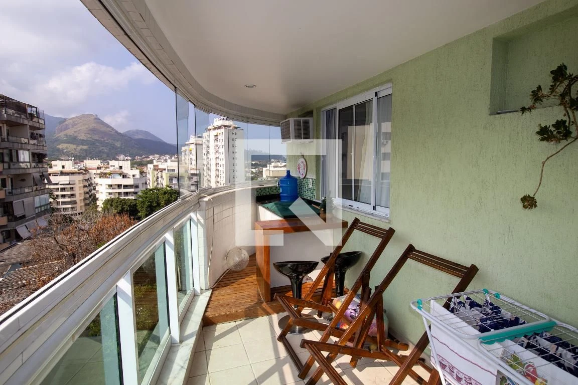 Furnished apartment with 3 bedrooms and 3 bathrooms — photo 8