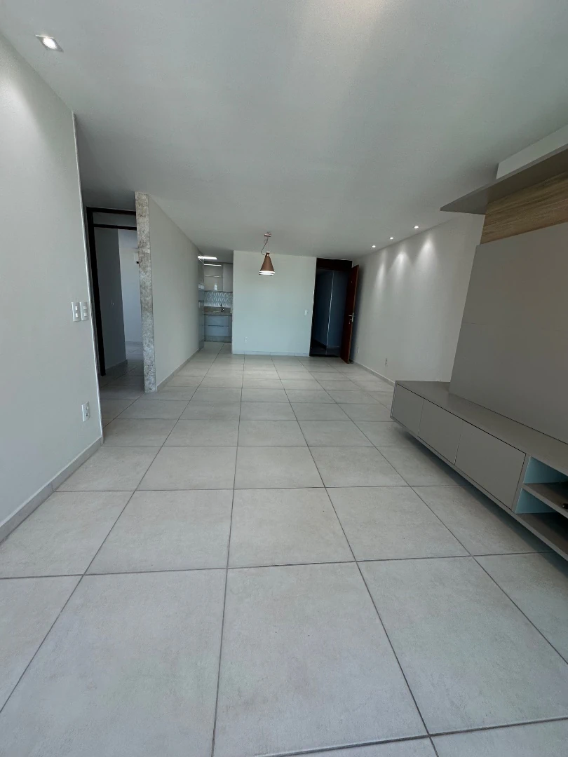 Apartment, 94 m², with a glass-enclosed balcony — photo 22