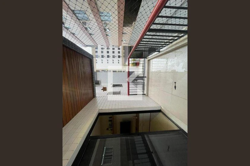 Apartamento mobiliado com 3 quartos e 280 m² — photo 5