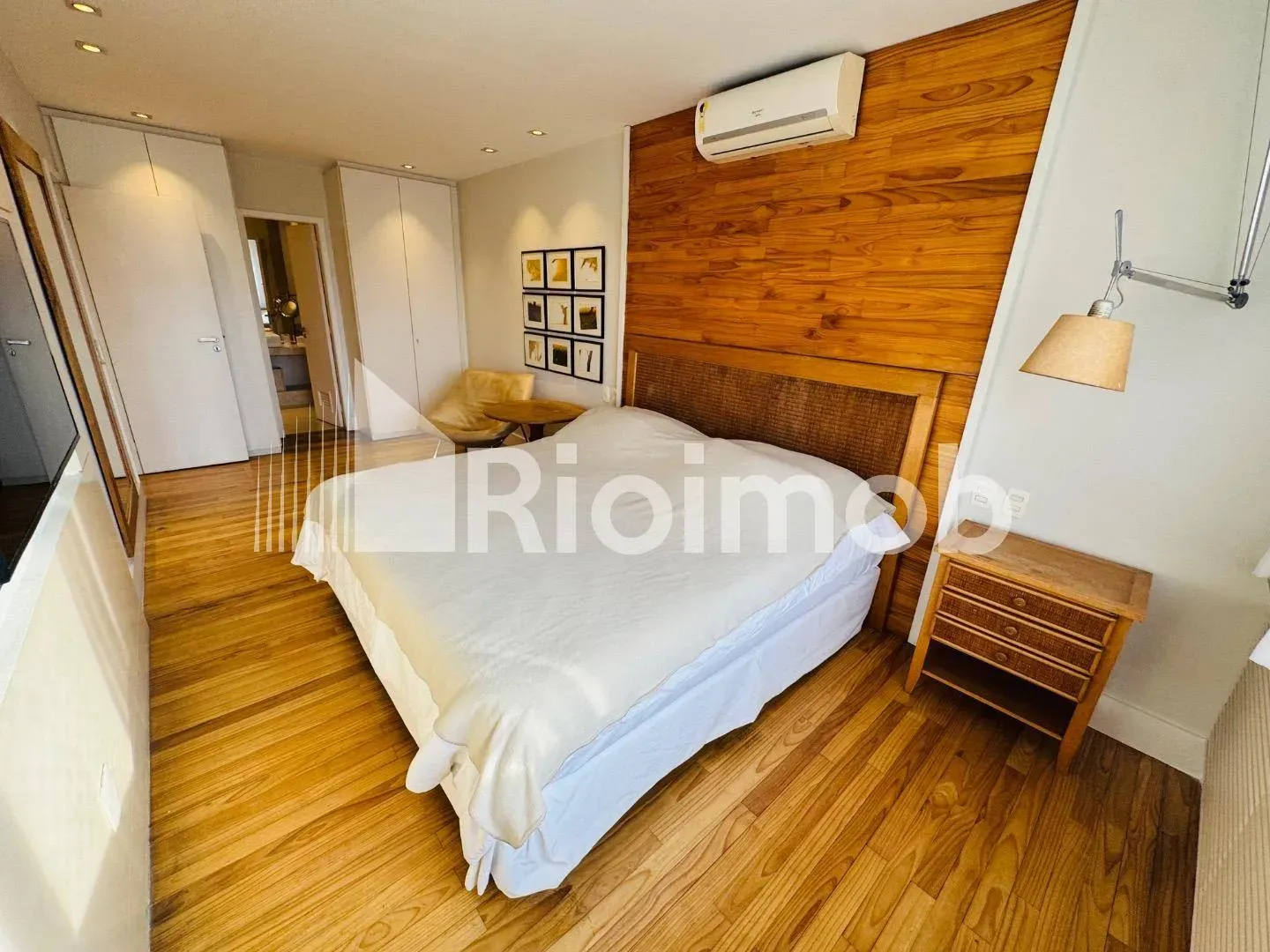 Unfurnished apartment with 5 bedrooms and 5 bathrooms — photo 9