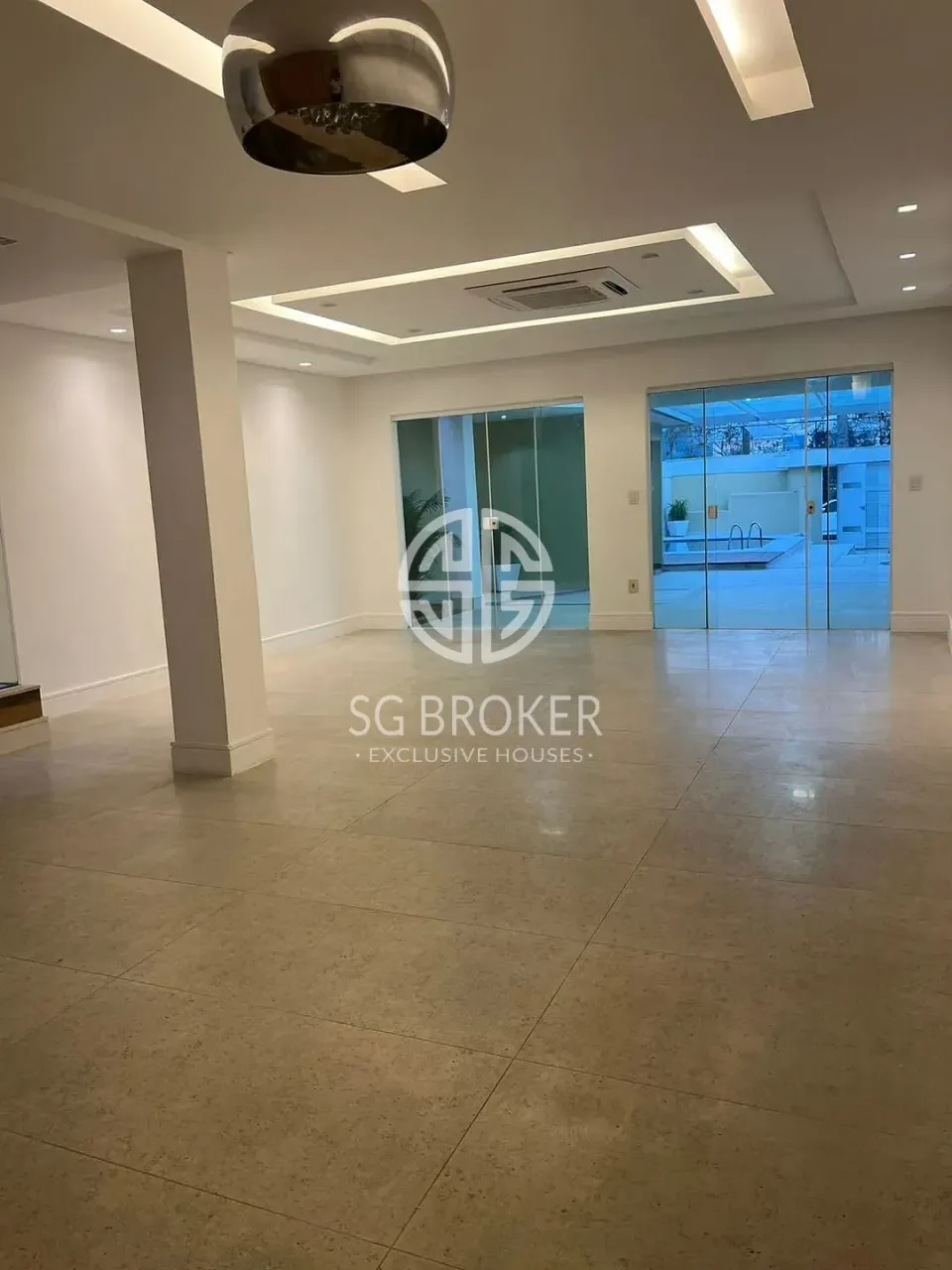 Casa com 5 suítes, cozinha fechada a gás e 500 m² — photo 17