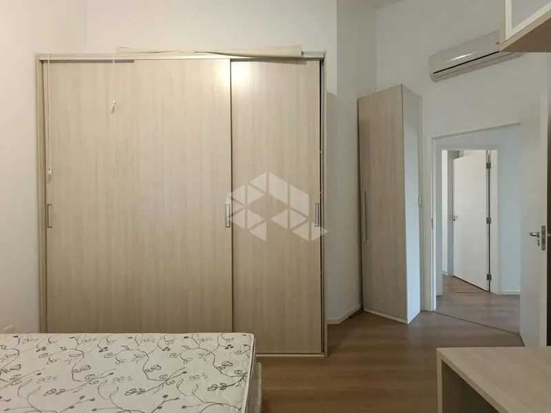 Furnished house, 222 m², with a bathtub — photo 25