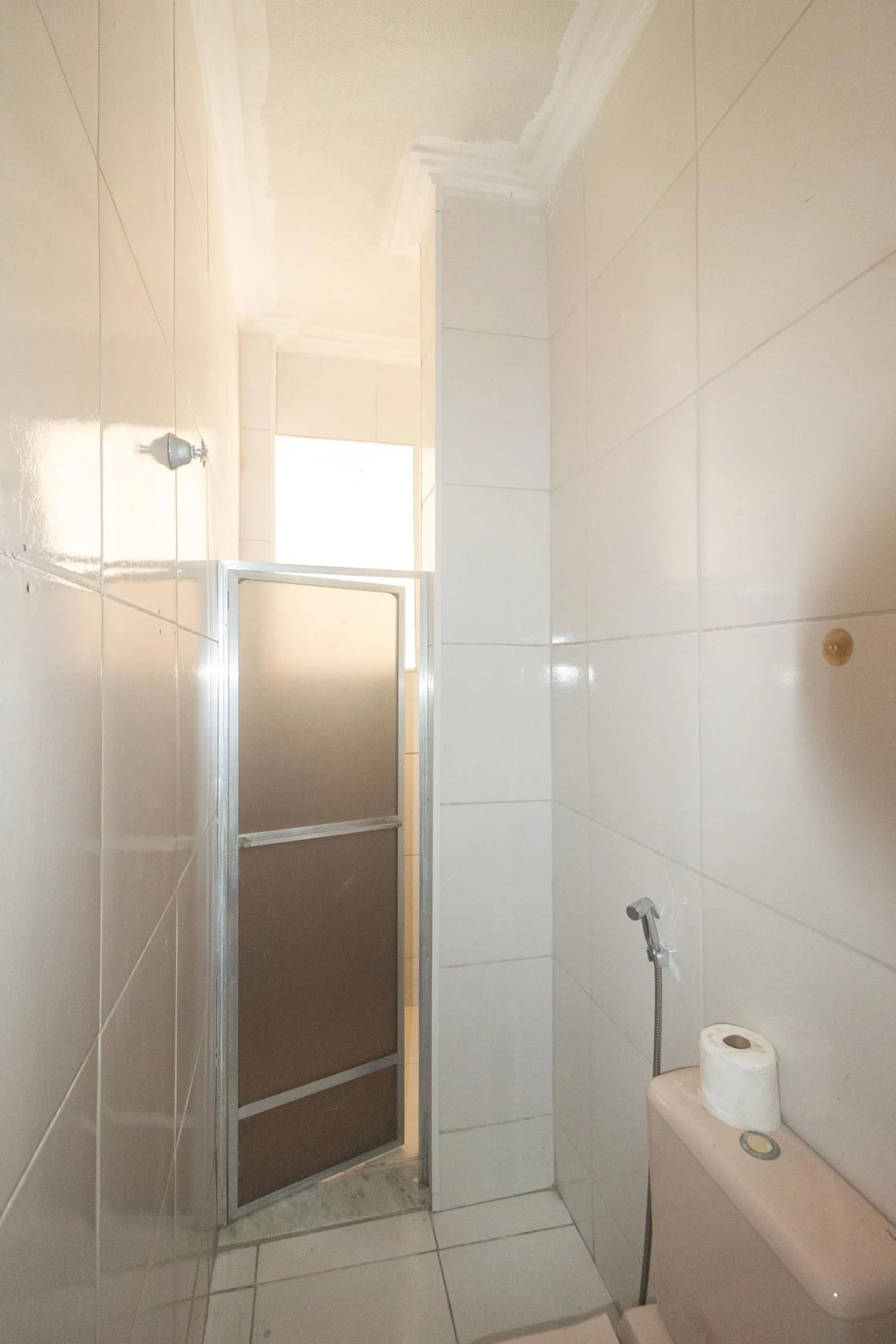 Квартира з 2 спальнями, 1 ванною та 1 місцем паркування — photo 21