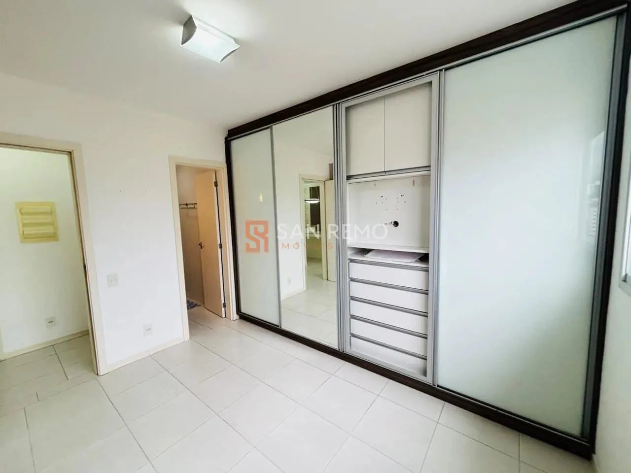 Home office in a 2-bedroom apartment, 71 m² — photo 19