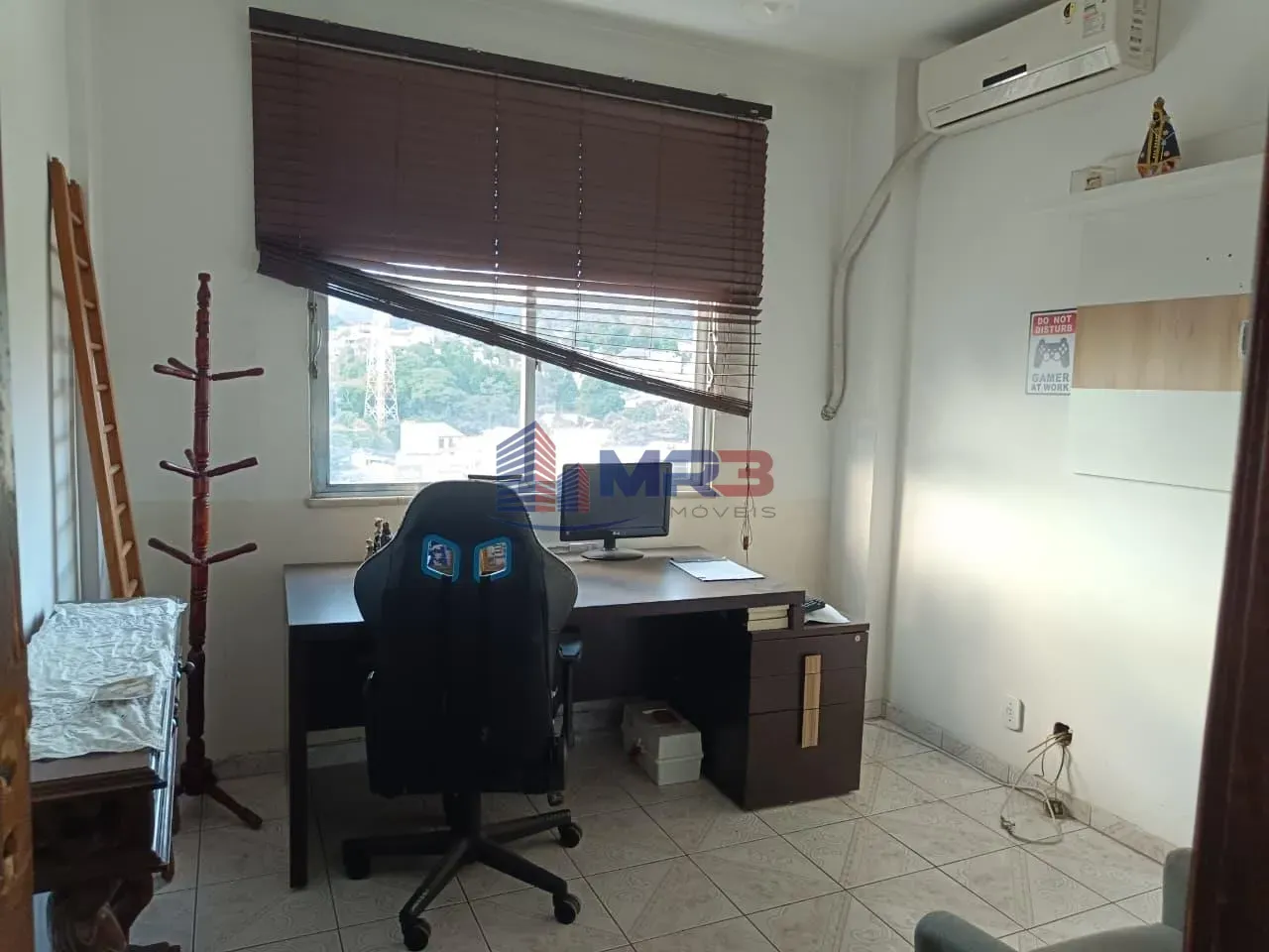 Furnished apartment with 3 bedrooms and a balcony — photo 11