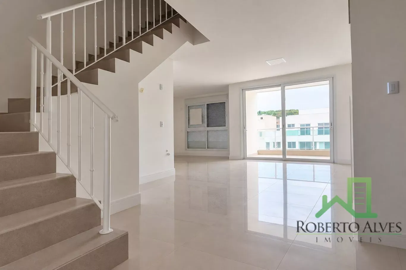 Duplex penthouse, 186 m² with 2 en-suite bedrooms — photo 5