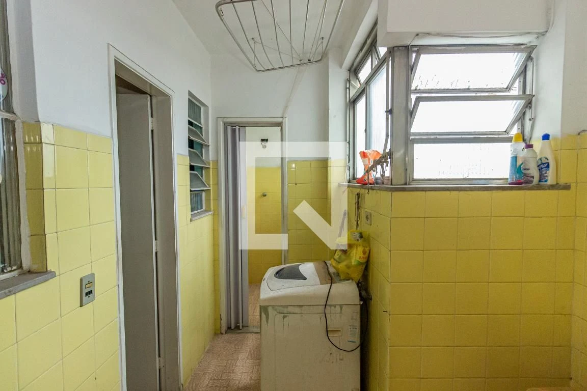 Furnished 3-bedroom apartment with BBQ area — photo 22