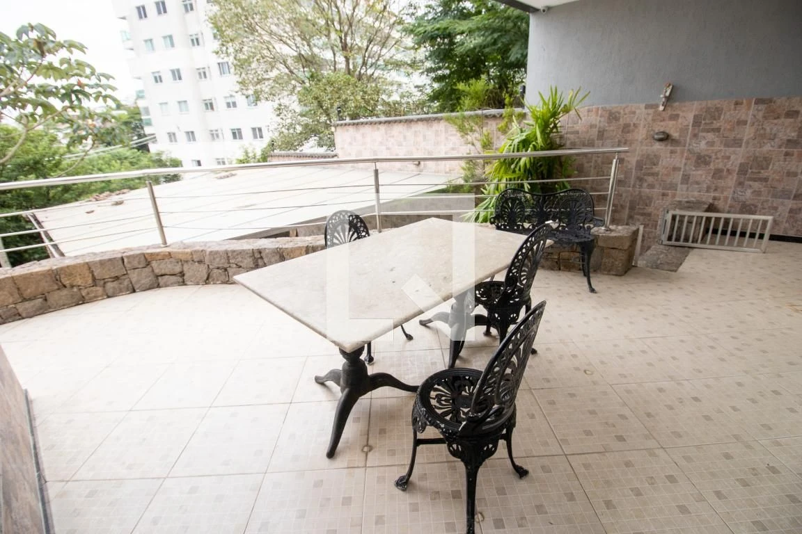 Casa com 3 suítes e quintal privativo com churrasqueira — photo 25