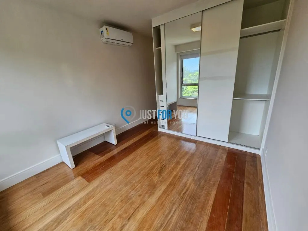 Apartamento mobiliado de 4 quartos em condomínio com piscina — photo 26