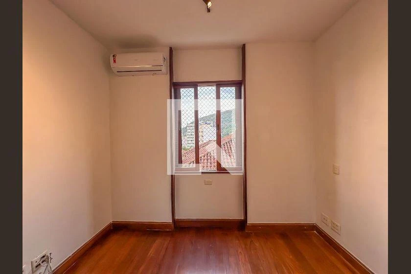 Apartment, 275 m², with a walk-in closet — photo 41
