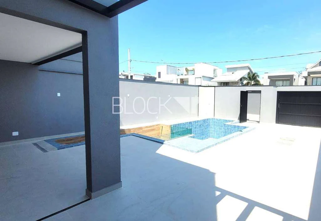House with 5 en-suite bedrooms and private garden — photo 20