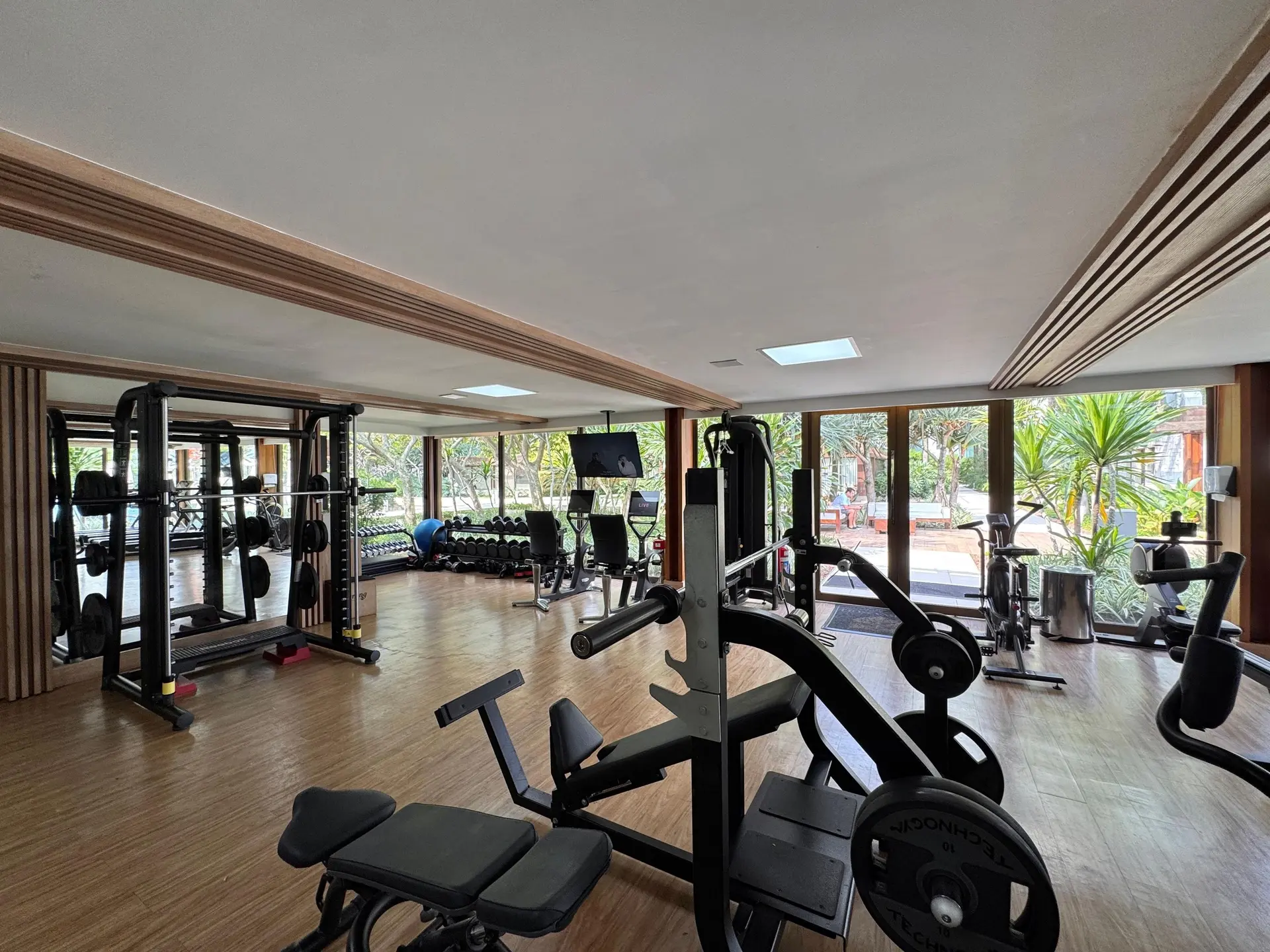 Apartamento mobiliado com 3 suítes e 4 vagas — photo 59