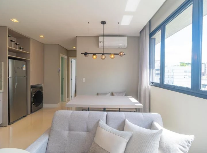 Furnished 1-bedroom apartment with 80 m² and an ensuite — photo 3