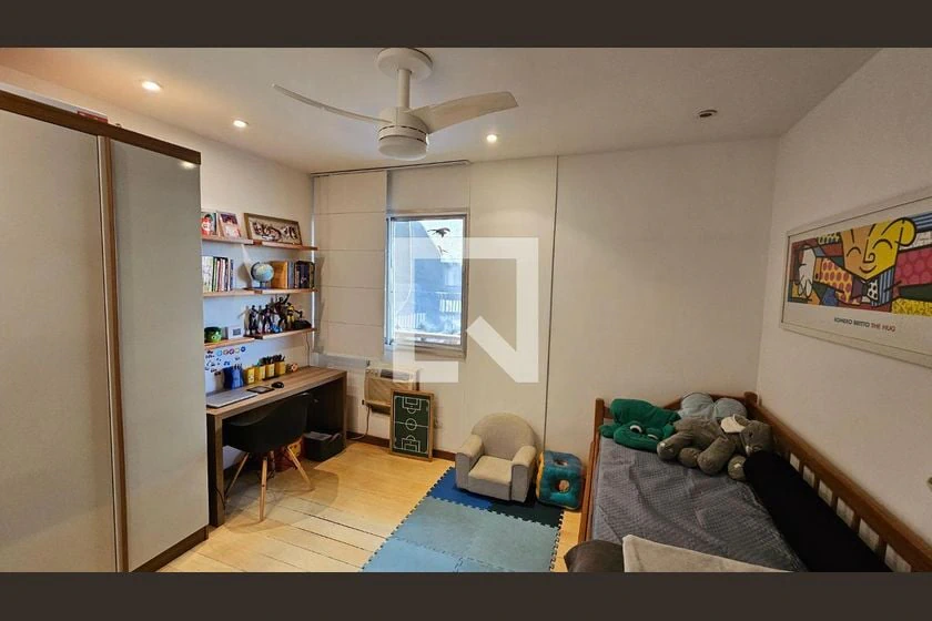 4-bedroom rental apartment with 180 m² of space — photo 6