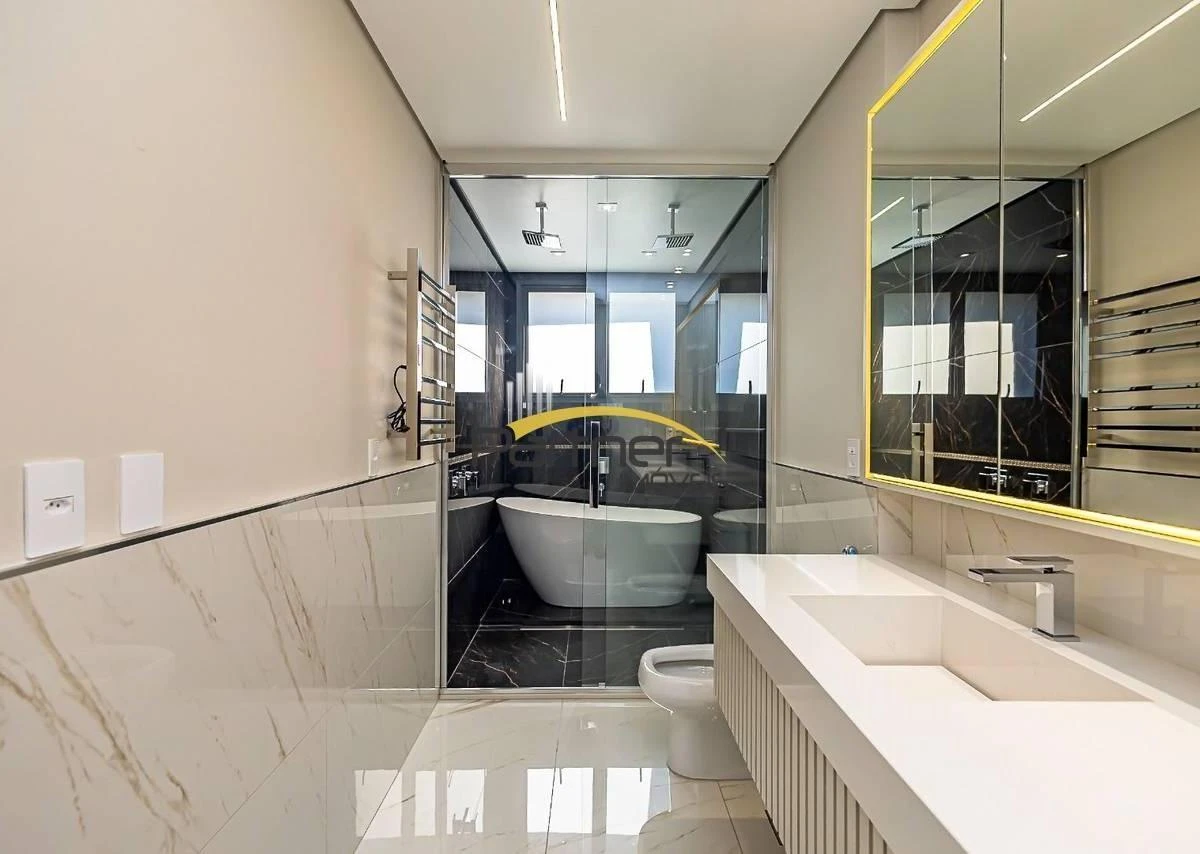 Apartamento amueblado con 3 suites y 294 m² — photo 31
