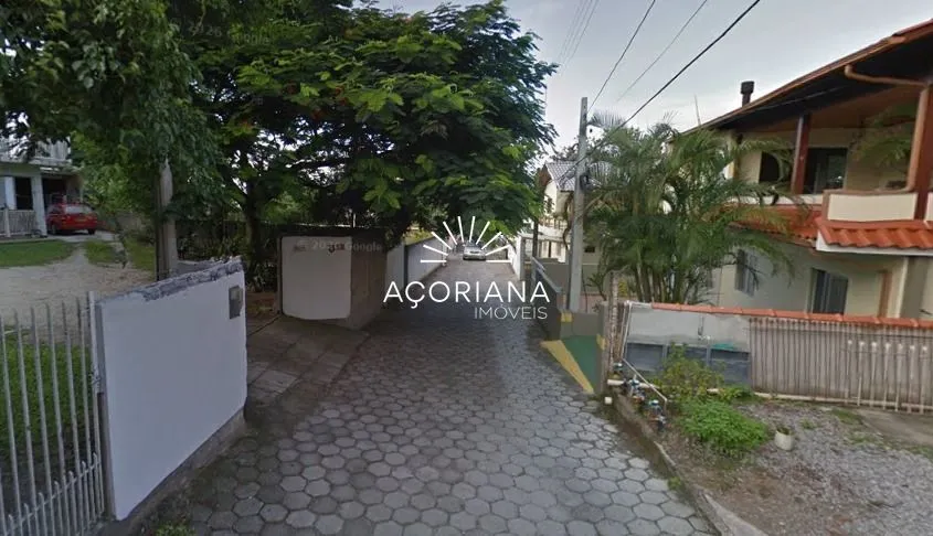 Garden in a one-bedroom house, 60 m² — photo 6