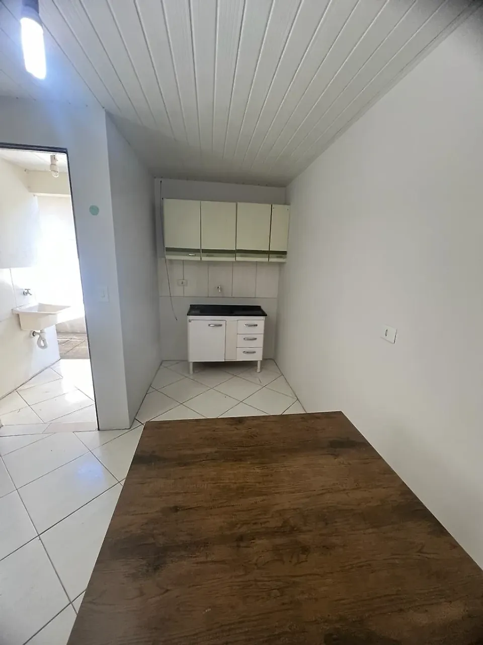 Kitnet estúdio de 20 m² com fogão a gás e 1 banheiro — photo 3