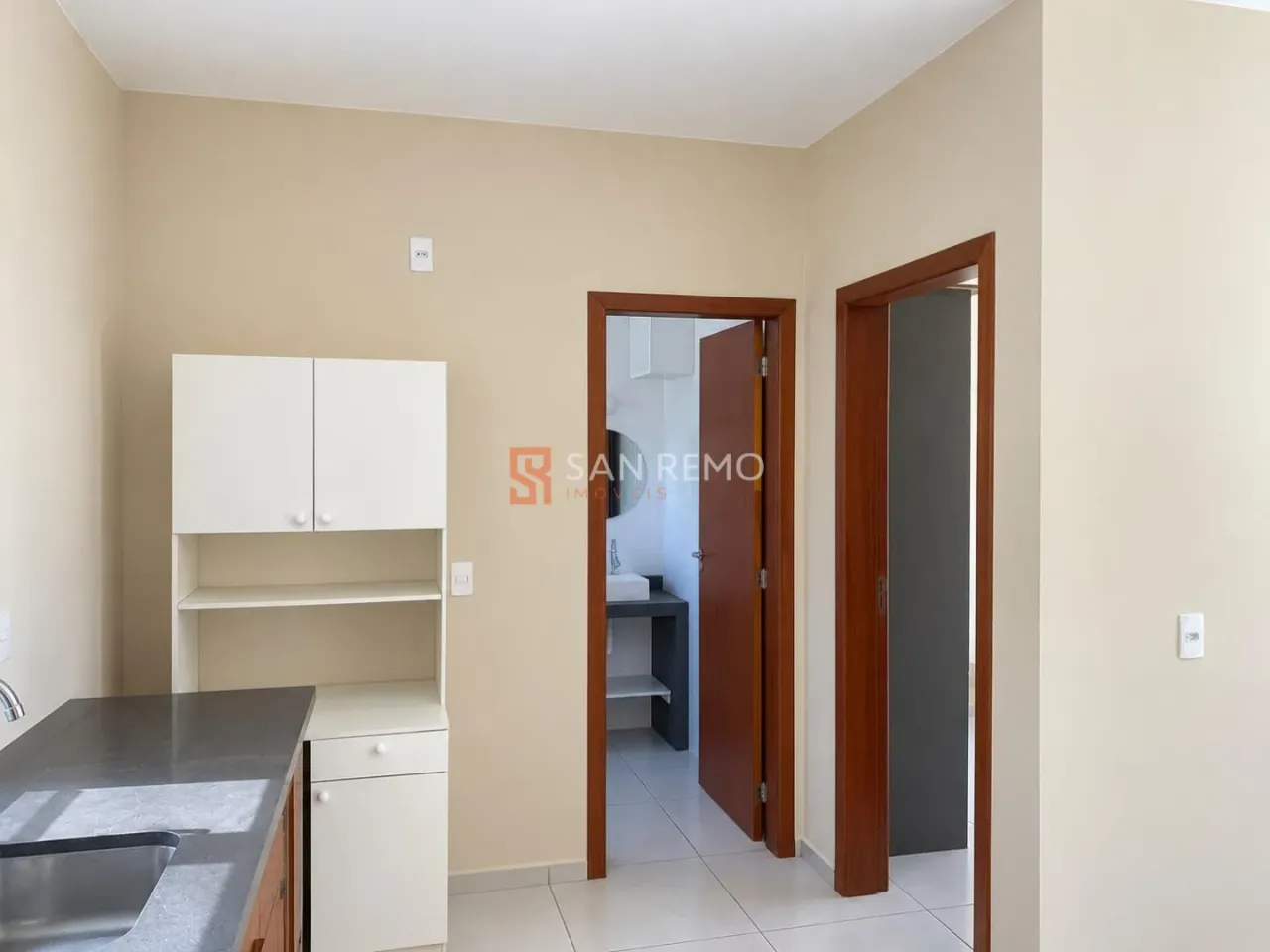 Home office in a one-bedroom apartment, 44 m² — photo 13