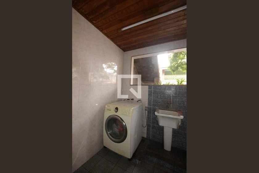 3 quartos e máquina de lavar: casa de 500 m² — photo 48