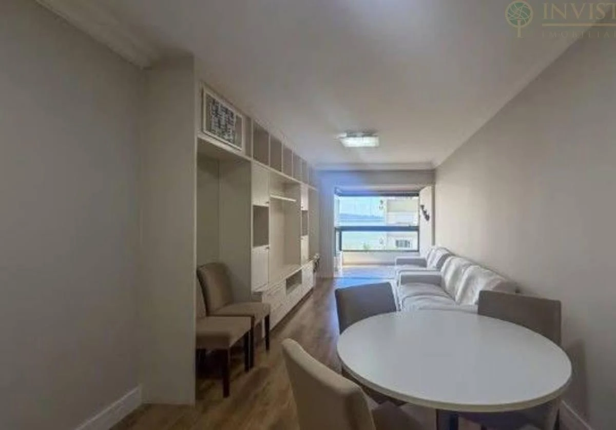 Furnished apartment, 107 m², with a glass-enclosed balcony — photo 12